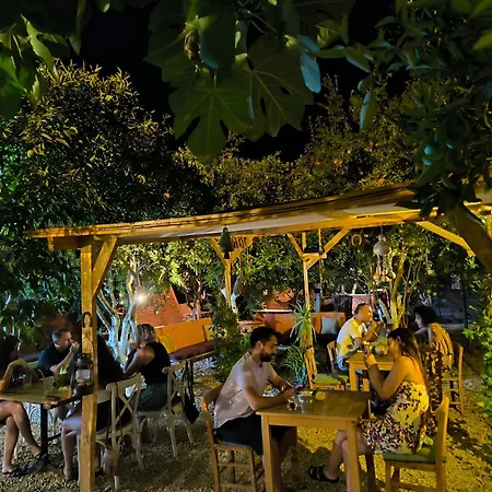 Kapsül Otel Litost Cafe Adrasan